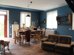 Brentina Ovest kitchen & living
